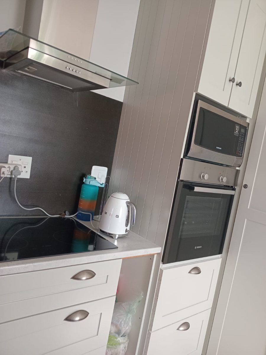 2 Bedroom Property for Sale in Crystal Park Gauteng