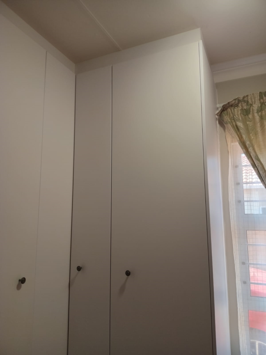 2 Bedroom Property for Sale in Crystal Park Gauteng