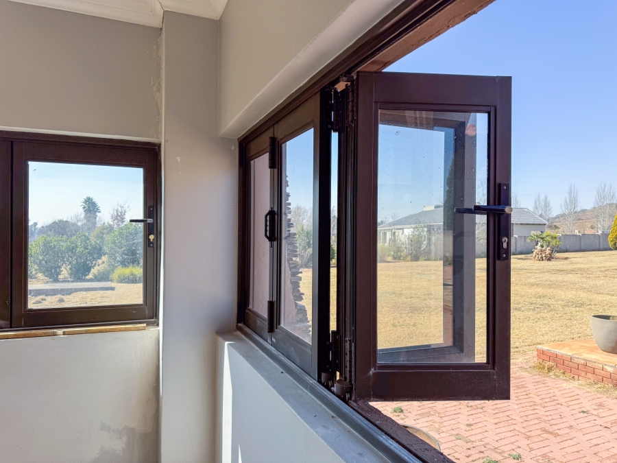 4 Bedroom Property for Sale in Blue Saddle Ranches Gauteng