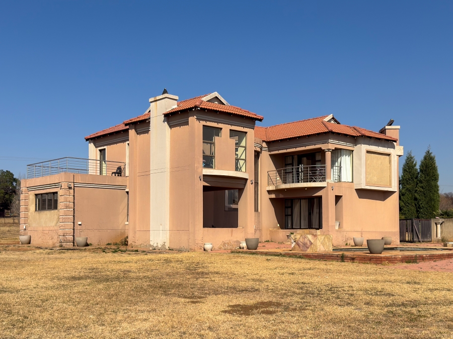 4 Bedroom Property for Sale in Blue Saddle Ranches Gauteng