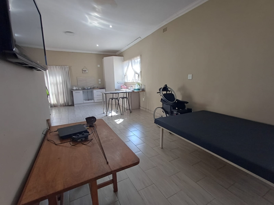 4 Bedroom Property for Sale in Glen Marais Gauteng