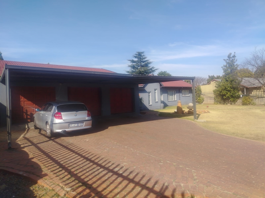 To Let 3 Bedroom Property for Rent in Freeway Park Gauteng
