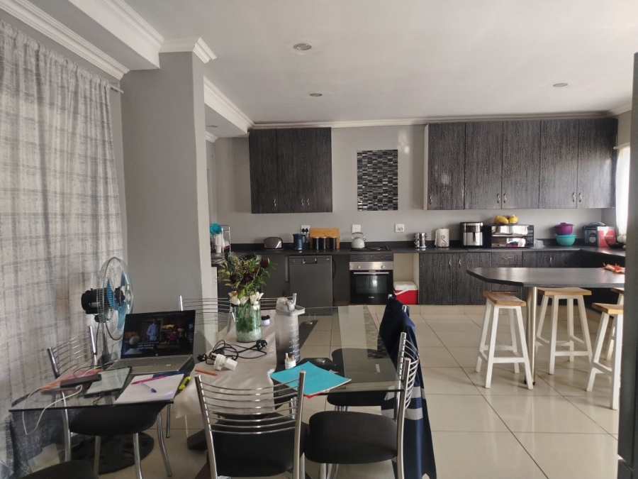 To Let 3 Bedroom Property for Rent in Freeway Park Gauteng