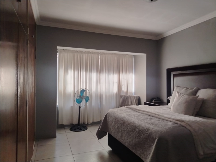 To Let 3 Bedroom Property for Rent in Freeway Park Gauteng