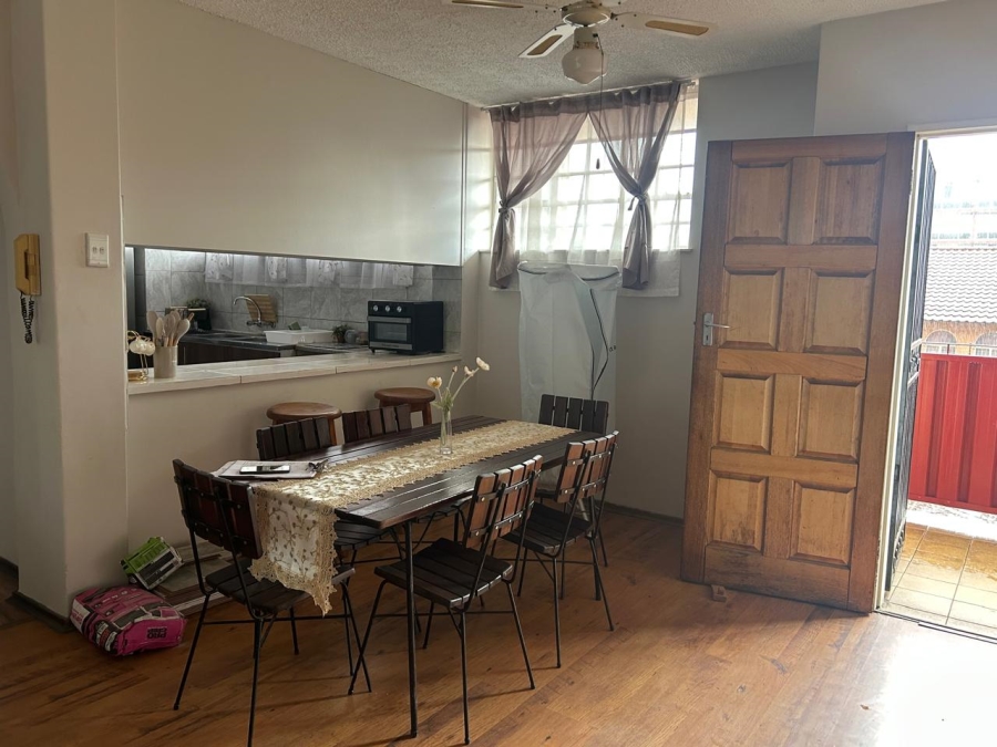 To Let 2 Bedroom Property for Rent in Wonderboom South Gauteng