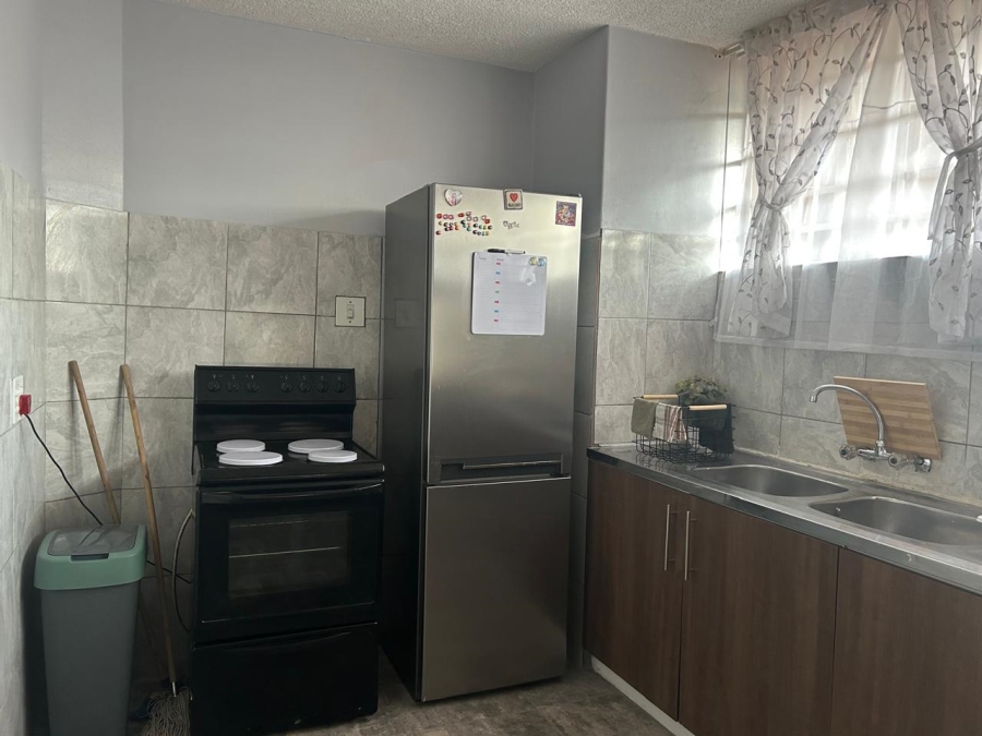 To Let 2 Bedroom Property for Rent in Wonderboom South Gauteng