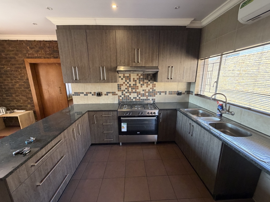 3 Bedroom Property for Sale in Silverton Gauteng