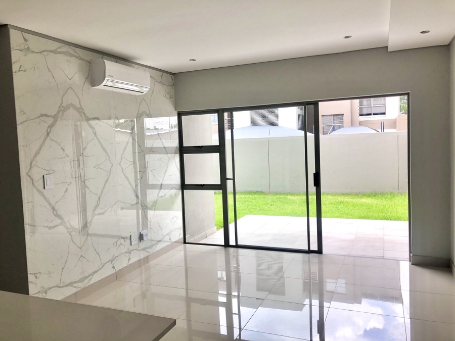To Let 3 Bedroom Property for Rent in Broadacres Gauteng