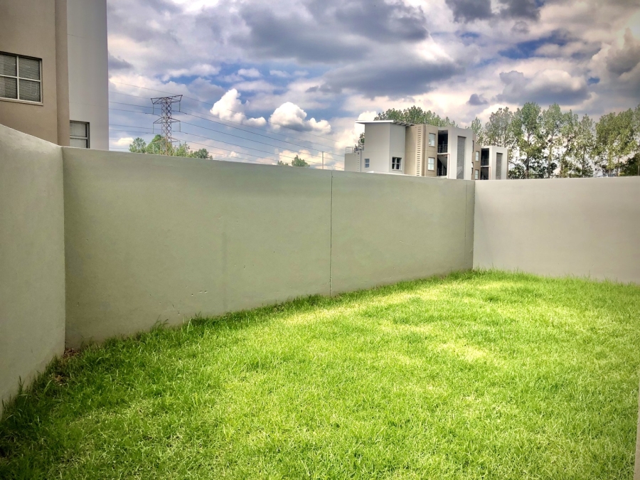 To Let 3 Bedroom Property for Rent in Broadacres Gauteng