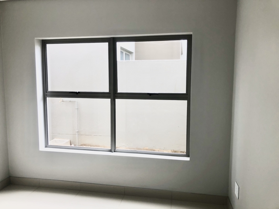 To Let 3 Bedroom Property for Rent in Broadacres Gauteng