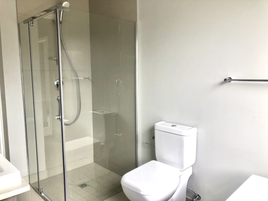 To Let 3 Bedroom Property for Rent in Broadacres Gauteng