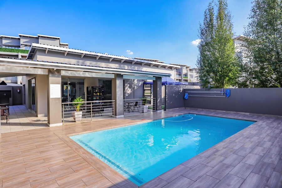To Let 3 Bedroom Property for Rent in Broadacres Gauteng