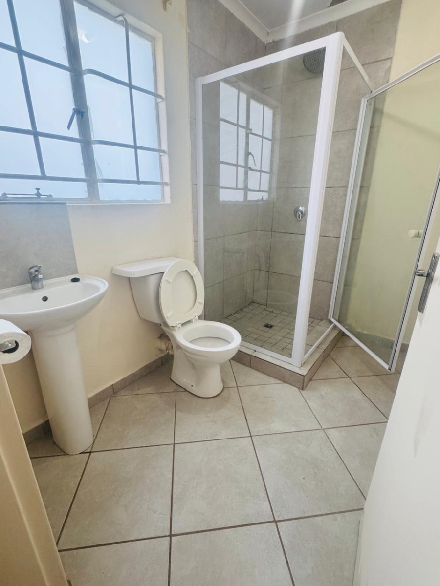 To Let 3 Bedroom Property for Rent in Elandspoort Gauteng