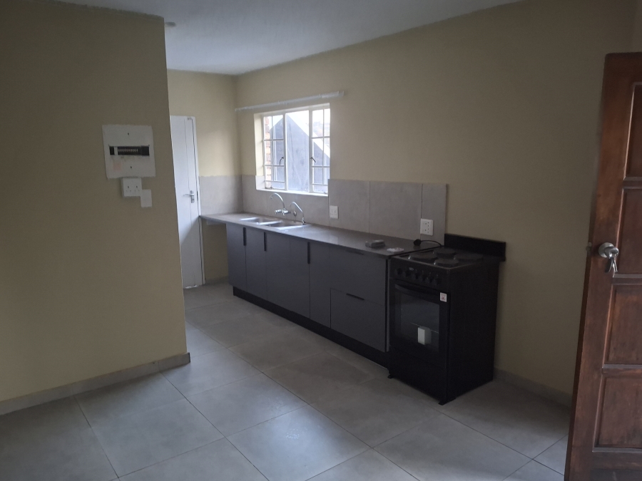To Let 3 Bedroom Property for Rent in Garsfontein Gauteng