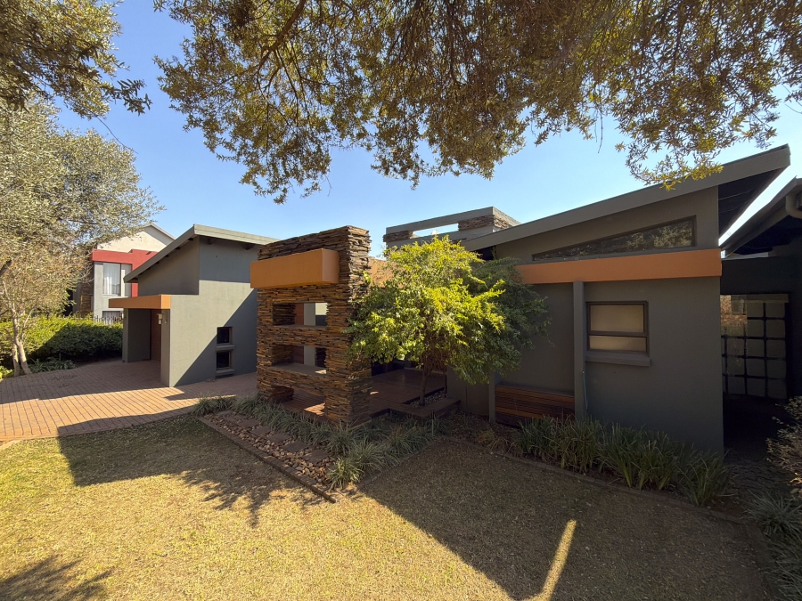 To Let 4 Bedroom Property for Rent in Serengeti Lifestyle Estate Gauteng