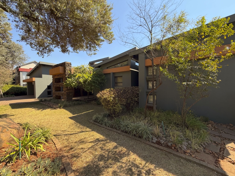 To Let 4 Bedroom Property for Rent in Serengeti Lifestyle Estate Gauteng