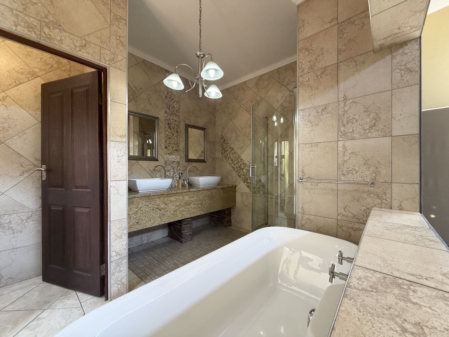 To Let 4 Bedroom Property for Rent in Serengeti Lifestyle Estate Gauteng