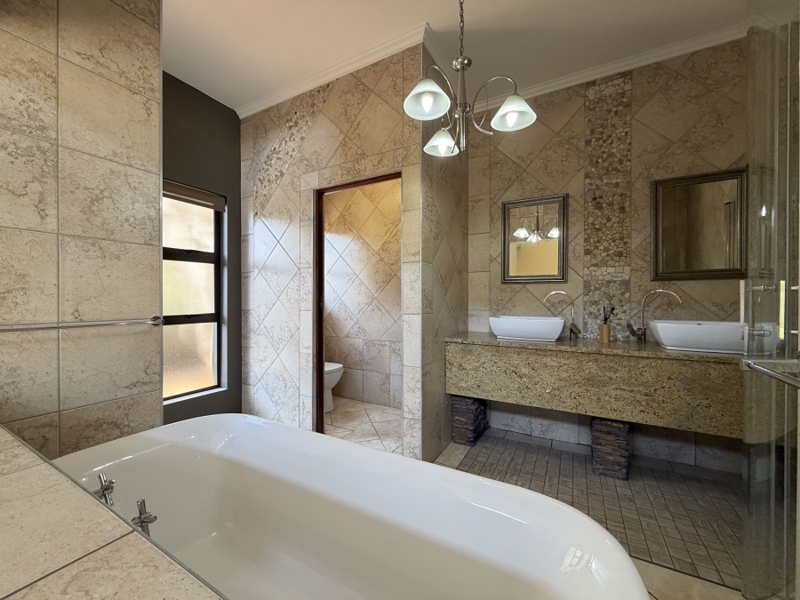 To Let 4 Bedroom Property for Rent in Serengeti Lifestyle Estate Gauteng