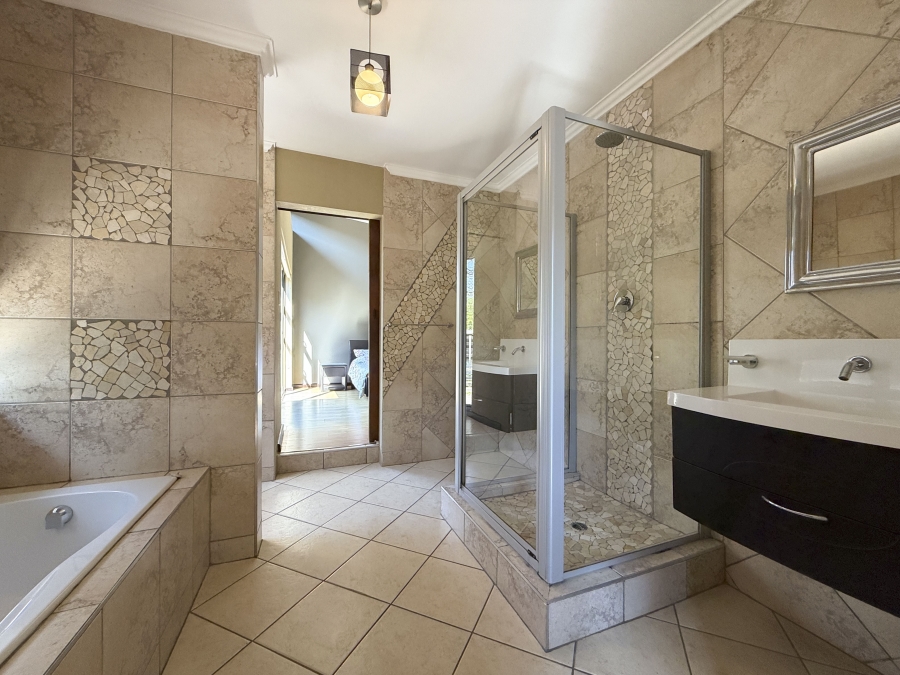 To Let 4 Bedroom Property for Rent in Serengeti Lifestyle Estate Gauteng