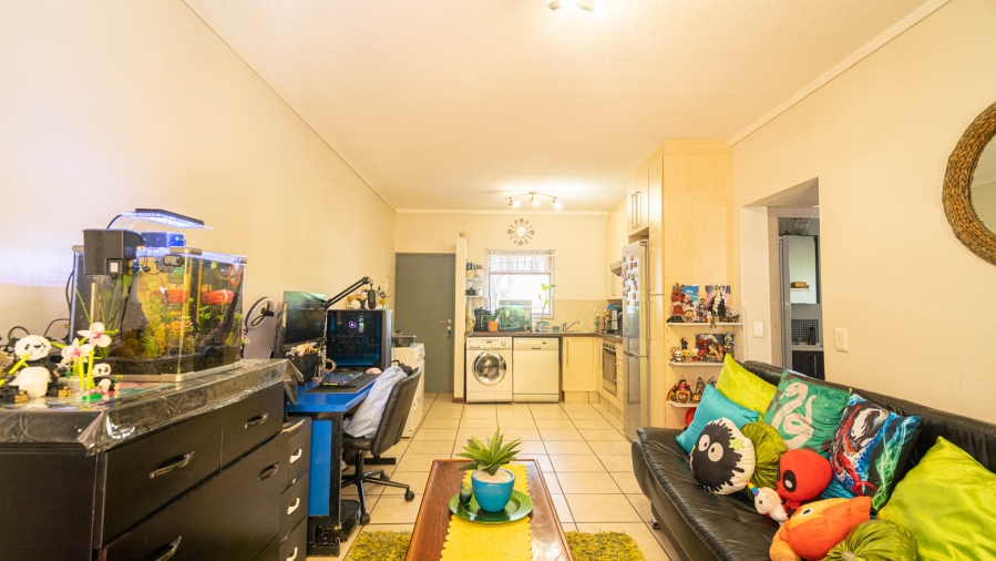 1 Bedroom Property for Sale in Broadacres Gauteng