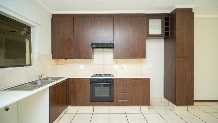 3 Bedroom Property for Sale in Maroeladal Gauteng