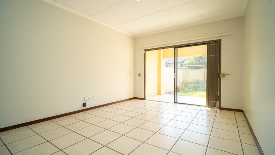 3 Bedroom Property for Sale in Maroeladal Gauteng