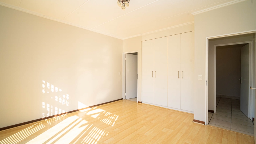 3 Bedroom Property for Sale in Maroeladal Gauteng