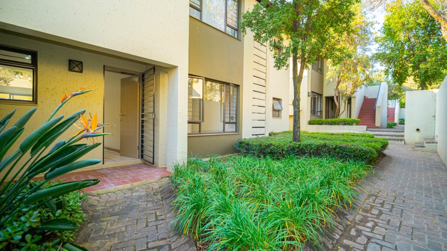 3 Bedroom Property for Sale in Maroeladal Gauteng