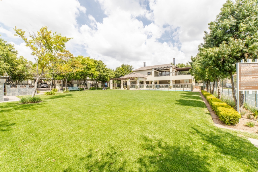 3 Bedroom Property for Sale in Maroeladal Gauteng
