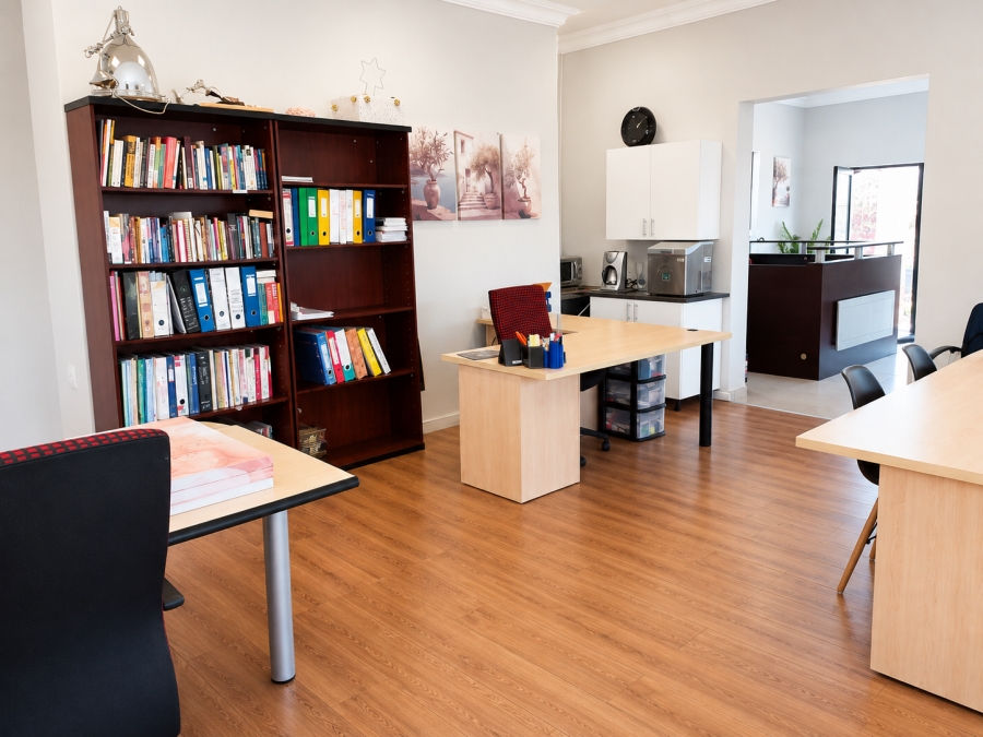 To Let Commercial Property for Rent in Eldoraigne Gauteng