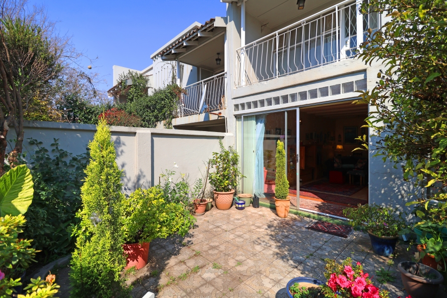 2 Bedroom Property for Sale in Fairland Gauteng