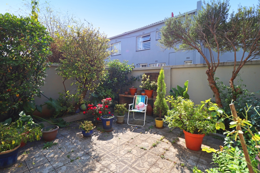 2 Bedroom Property for Sale in Fairland Gauteng
