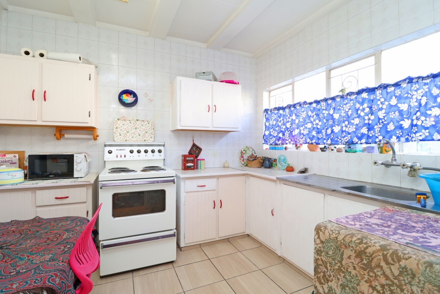 2 Bedroom Property for Sale in Fairland Gauteng