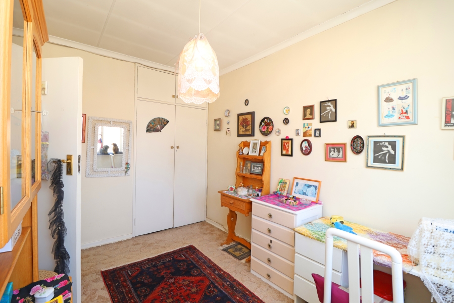 2 Bedroom Property for Sale in Fairland Gauteng