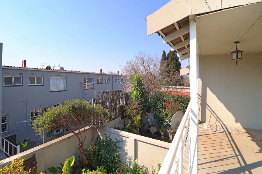 2 Bedroom Property for Sale in Fairland Gauteng