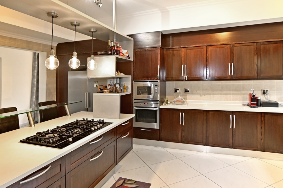 5 Bedroom Property for Sale in Kyalami Glen Estate Gauteng