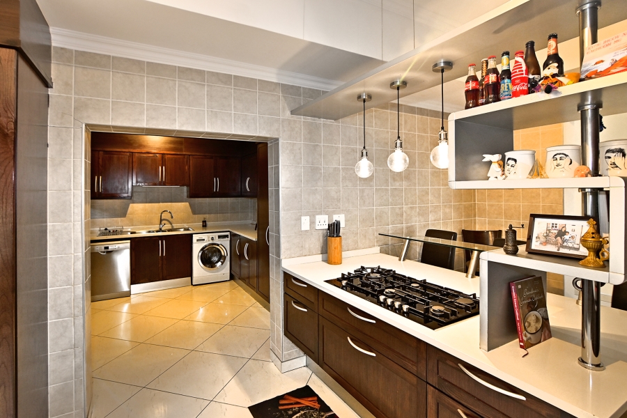 5 Bedroom Property for Sale in Kyalami Glen Estate Gauteng