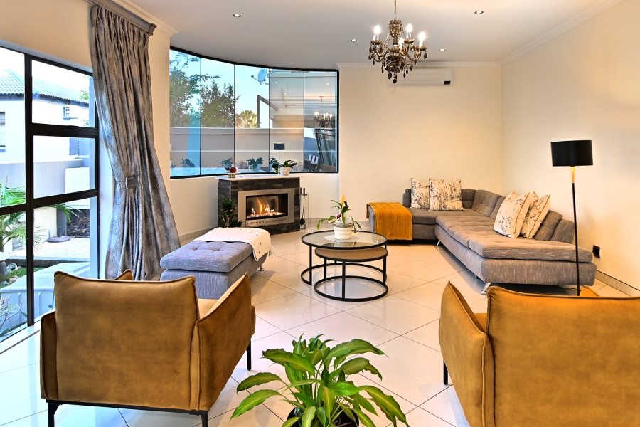 5 Bedroom Property for Sale in Kyalami Glen Estate Gauteng