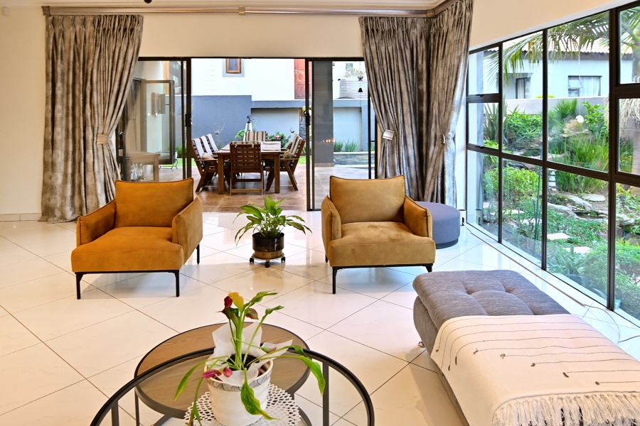 5 Bedroom Property for Sale in Kyalami Glen Estate Gauteng