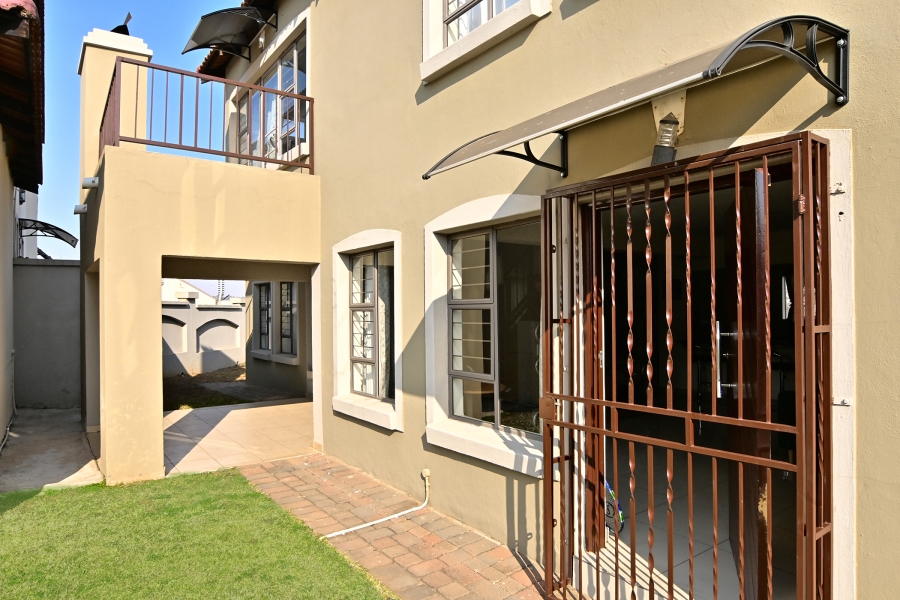 4 Bedroom Property for Sale in Country View Gauteng