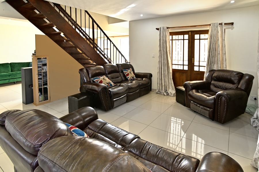 4 Bedroom Property for Sale in Country View Gauteng
