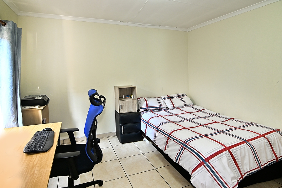 4 Bedroom Property for Sale in Country View Gauteng