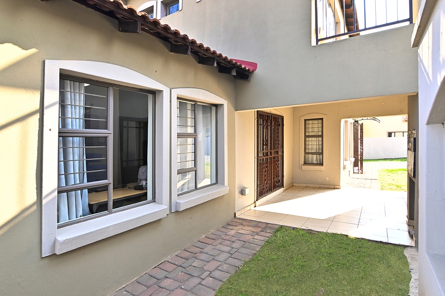 4 Bedroom Property for Sale in Country View Gauteng