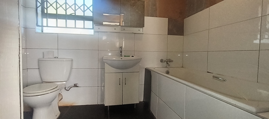 3 Bedroom Property for Sale in Witpoortjie Gauteng