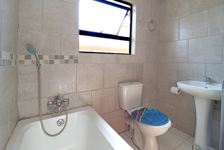 4 Bedroom Property for Sale in Cosmo City Gauteng