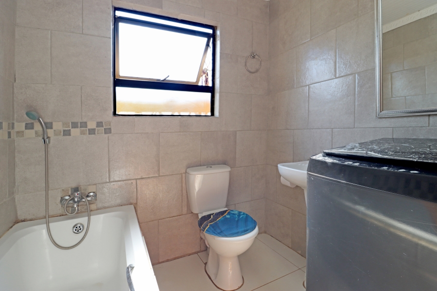 4 Bedroom Property for Sale in Cosmo City Gauteng
