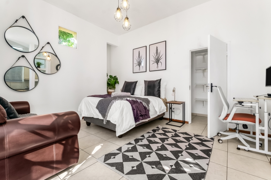 To Let 1 Bedroom Property for Rent in Morningside Manor Gauteng