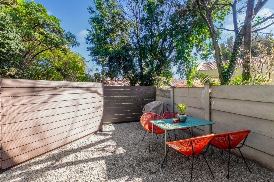 To Let 1 Bedroom Property for Rent in Morningside Manor Gauteng