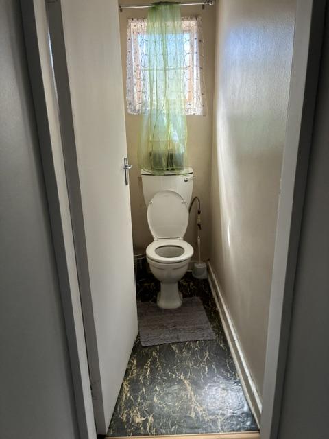 8 Bedroom Property for Sale in Hurlyvale Gauteng