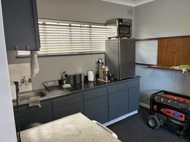 8 Bedroom Property for Sale in Hurlyvale Gauteng